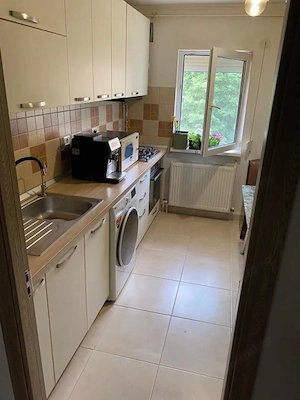 Apartament 3 camere Poarta 6 - imagine 8