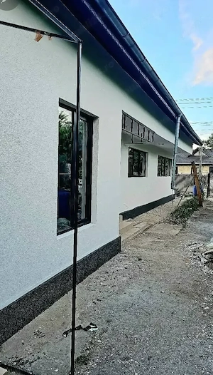 Casa la curte, Comuna Gherăseni jud. Buzău Preț in   - imagine 7