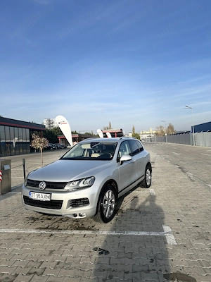 Vând Touareg 7P - V8 TDI