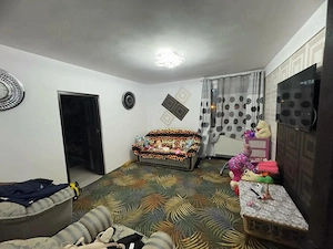Schimb ap 2 camere ( centru Ploiești -la Partide) cu ap cu 3  4 camere + diferență semnificativă. - imagine 3