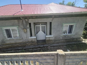 De vanzare casa locuibila la tara  - imagine 3