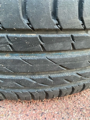     Jante tablă originale VW 15” ET47 5x112 + anvelope vară Nokian 195/65 R15.Anvelope,Cauciucuri - imagine 5