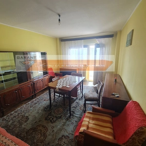 Apartament 3 camere Gavana 3, decomandat, spatios, liber.  - imagine 3