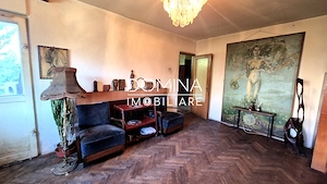 Vânzare apartament 2 camere, etaj 2, str. G-ral Christian Tell, Târgu Jiu - imagine 3