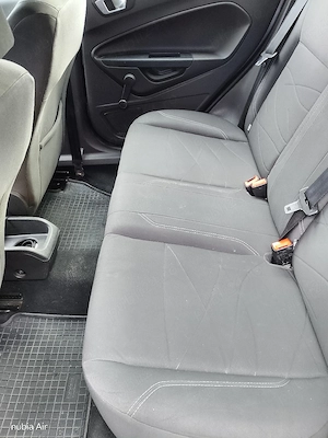 Ford Fiesta 1.5 diesel - imagine 8