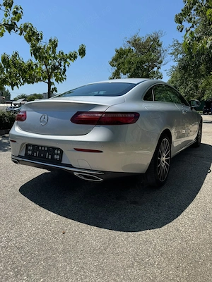 Mercedes-Benz E 200 Coupé - imagine 4