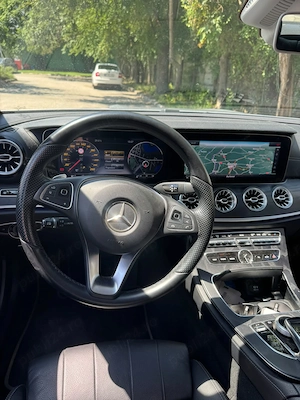 Mercedes-Benz E 200 Coupé - imagine 10