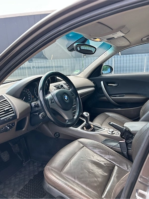 BMW Seria 1 118d - imagine 8