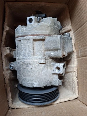 Compresor clima ac Skoda Roomster 5J - imagine 2