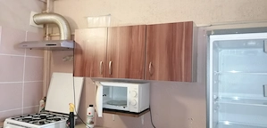 Vand mobila si aparate electrocasnice 
