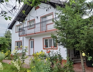 Casă cu teren 1000mp - zona SLAVA
