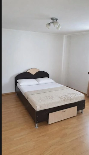 Casă de vânzare în comuna Corbi - imagine 3