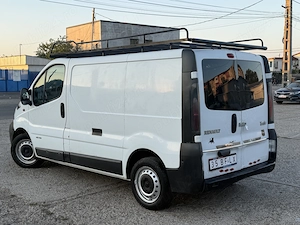 Renault Trafic 1.9 Tdi - imagine 2