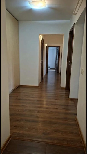 Apartament 3 camere GĂVANA  - imagine 4
