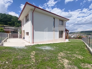 Casa individuala 120mp, teren 702mp, zona rezidențială Chinteni - imagine 2