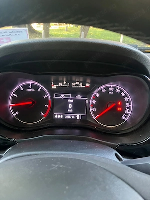 Vând Opel Corsa 1.4 benzină 2019 - imagine 7