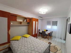 De Inchiriat Garosniera Proprietar direct! Zona buna Dambovita--Aurora