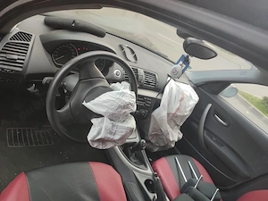 Dezmembrez BMW seria 1 E87, 1.6 benzină - imagine 2