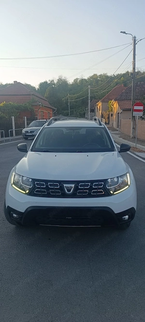 Dacia Duster 4x4 diesel 1.5 euro6 - imagine 2