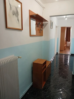 Zona Semiluna, 2 camere decomandat etajul 4 din 10-cu lift, mobilat si utilat - imagine 8