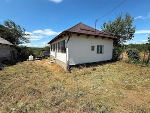 Casă la munte, Ponoarele   Mehedinți, izolată termic, acoperiș nou - imagine 3