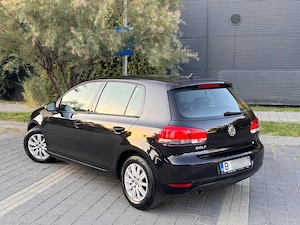 VW Golf 6 2011 1.6 TDI 105 CP Proprietar Impecabila - imagine 2