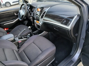 Ssangyong korando 4x4,(2.0 diesel 150 cp)IMPECABILĂ  - imagine 5
