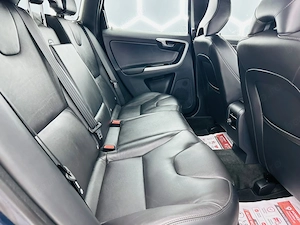 Volvo XC60 - imagine 7