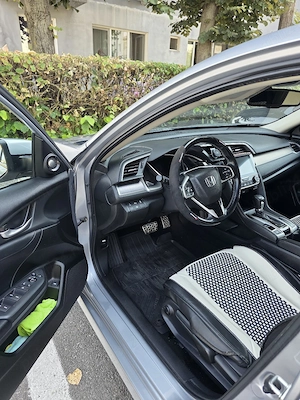 HONDA CIVIC 10 2019 Nivel de echipare Executive  - imagine 6
