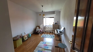 Casa individuala,4 camere,2 bai,garaj,Calea Aradului - imagine 11