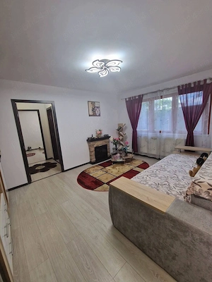 Vand apartament 2camere+ garaj intabulat