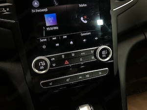 Renault Megane - imagine 18