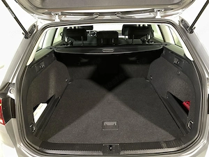 Volkswagen Passat - imagine 12