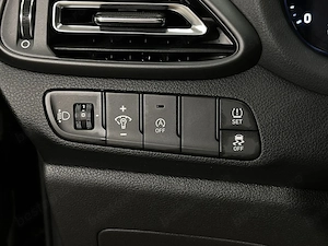 Hyundai i30 - imagine 17