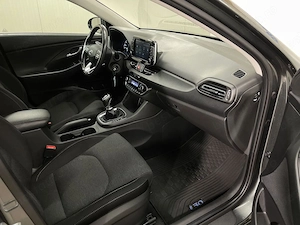Hyundai i30 - imagine 9