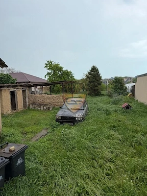 Casă cu teren de 1.025 mp Lumina | 4 camere | Potențial excelent de renovare  - imagine 6