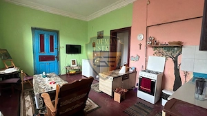Casă cu teren de 1.025 mp Lumina | 4 camere | Potențial excelent de renovare  - imagine 20