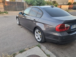 vând bmw E90