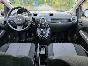 Mazda 3 Facelift 1.3 benzină  - imagine 5