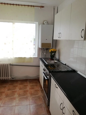 Inchiriere apartament 3 camere in Podu Ros