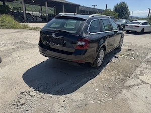 Skoda octavia 3 facelift dsg 2.0tdi 2019 usor avariat - imagine 4