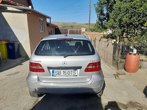 vind mercedes B180 stare foarte buna acte la zi - imagine 2