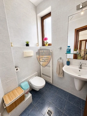 Vilă cu piscină, 470 mp utili, teren 600 mp, Agigea – aproape de mare - imagine 19