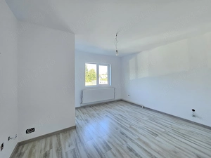 Oferta vanzare parte din duplex P+M Pitesti, 138000 EURO - imagine 18