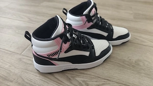 Puma Rebound V6 mid originali mărimea 38 cu 24 cm talpic