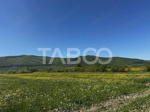 Teren intravilan in Poplaca cu vedere la munti pretabil cabana