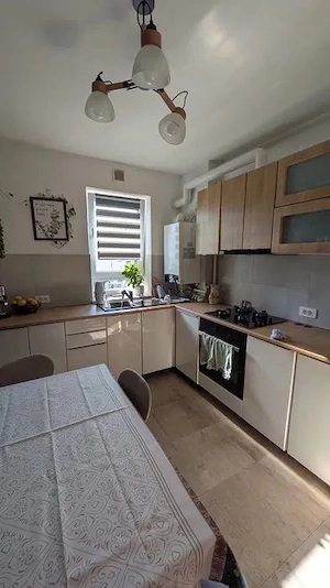 Apartament 2 Camere Kasper/Coresi - imagine 4