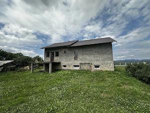 Casa cu teren generos de vanzare, 3000 mp, Com. Mica - imagine 3