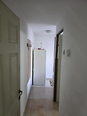 Închiriez mansardă, la casă ,35mp, max. 2 persoane - imagine 6