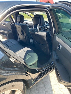 mercedes e220 manual  - imagine 2